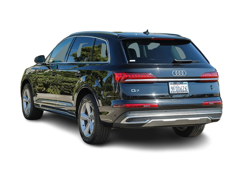 Thumbnail: 2023 Audi Q7 - 3