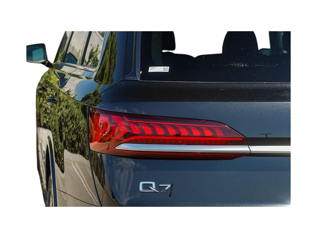 Thumbnail: 2023 Audi Q7 - 17