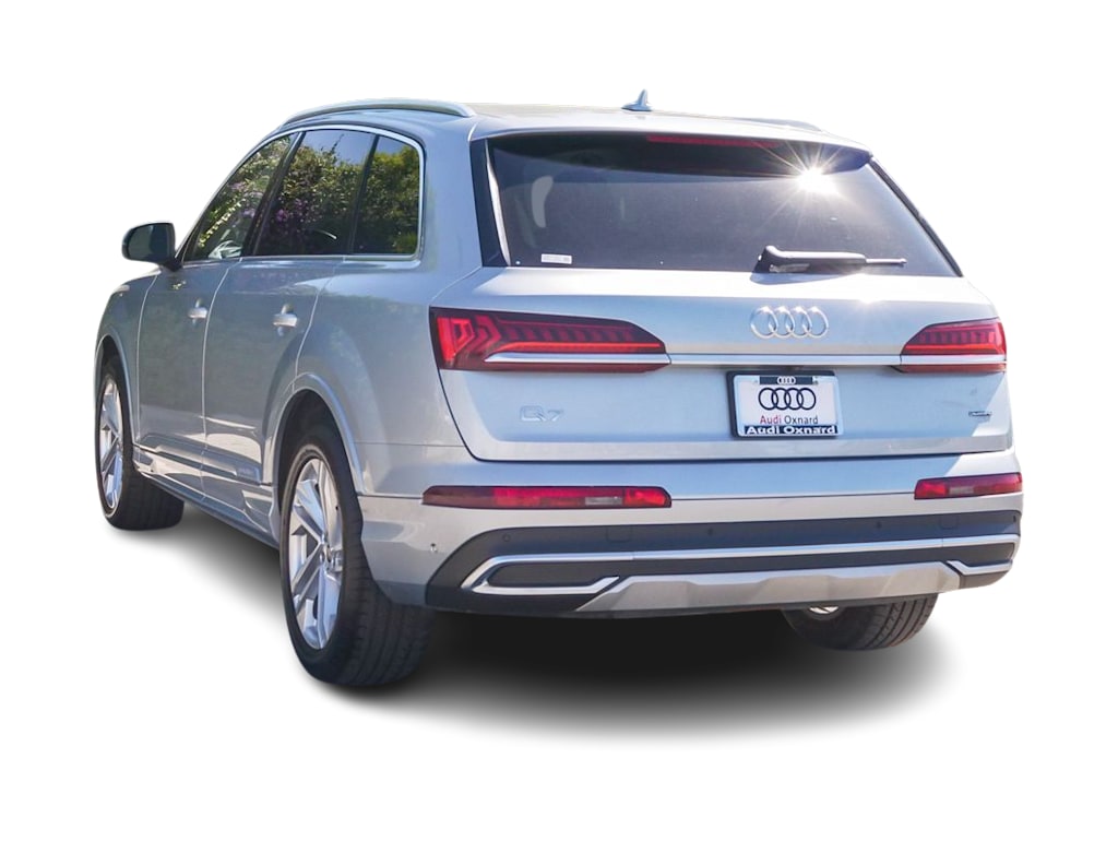Thumbnail: 2023 Audi Q7 - 3