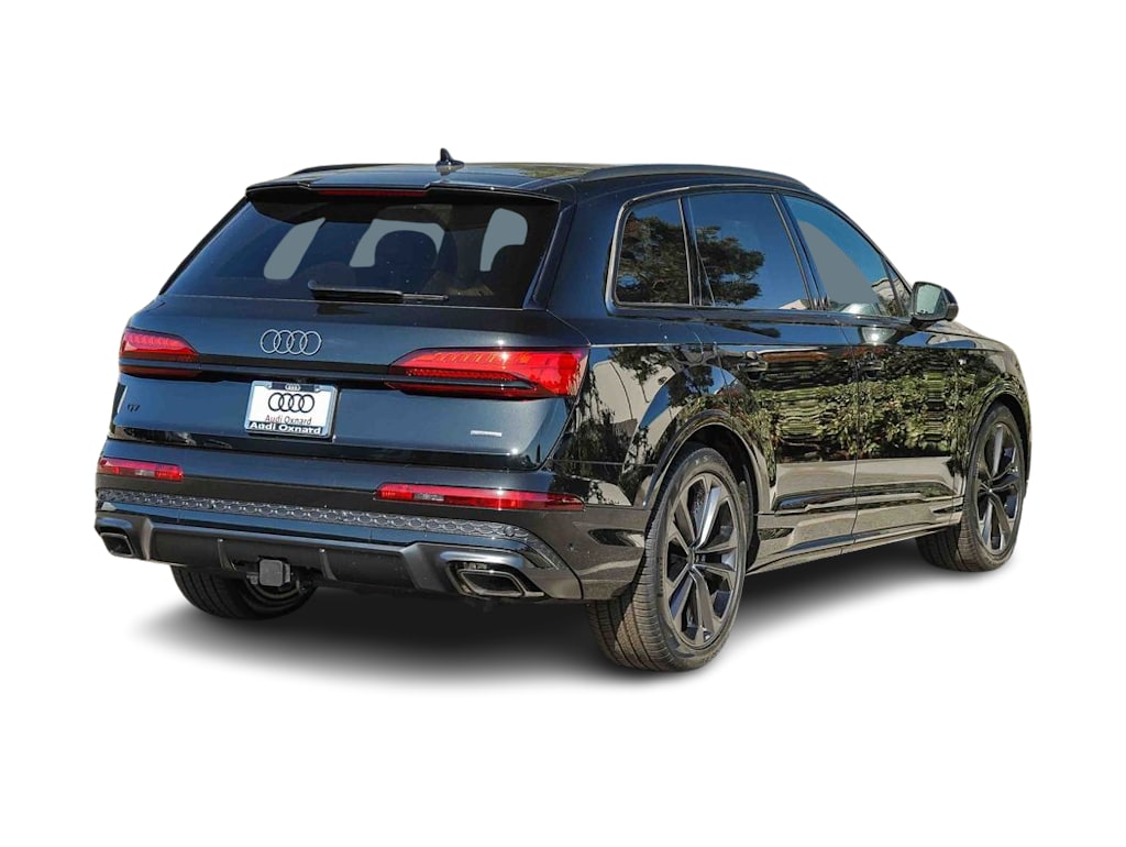 Thumbnail: 2026 Audi Q7 - 16