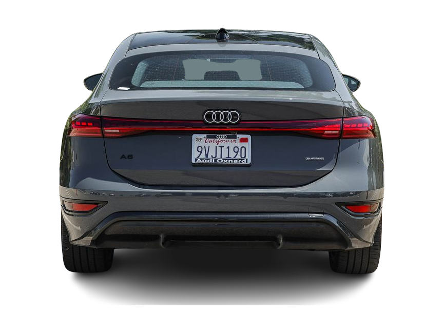 Thumbnail: 2025 Audi e-tron - 4