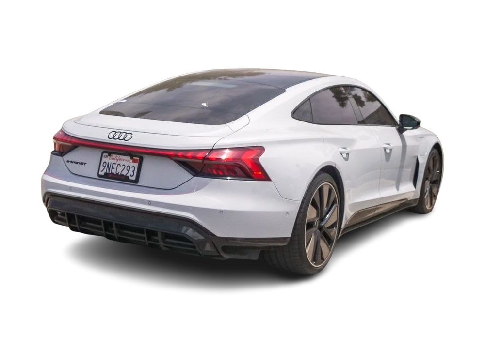 Thumbnail: 2024 Audi e-tron GT - 14