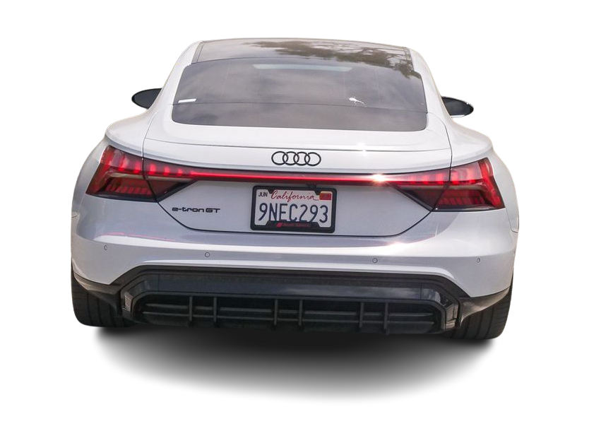 Thumbnail: 2024 Audi e-tron GT - 3