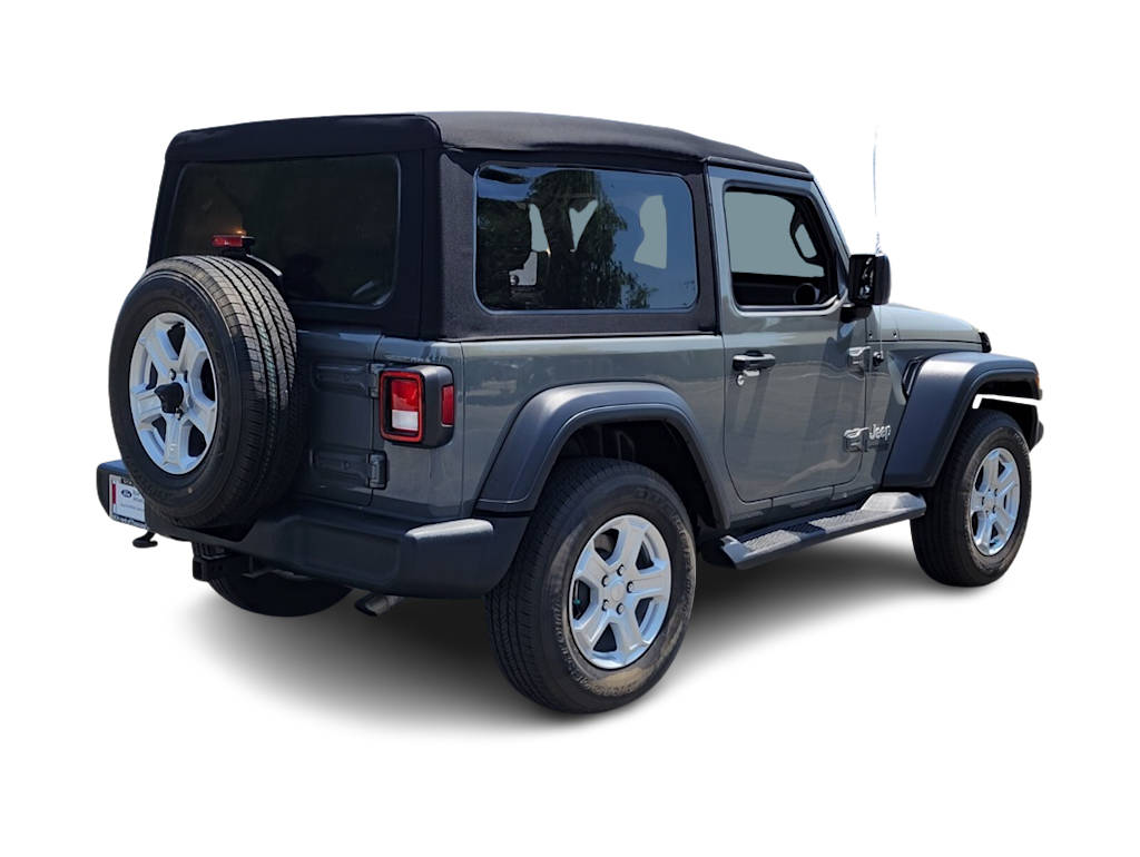 2020 Jeep Wrangler Sport 17