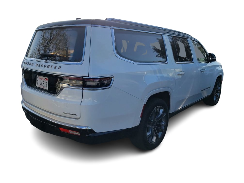 Thumbnail: 2023 Jeep Grand Wagoneer L - 8