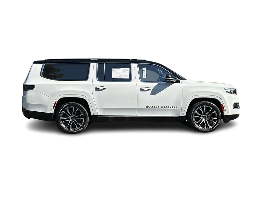 Thumbnail: 2023 Jeep Grand Wagoneer L - 18