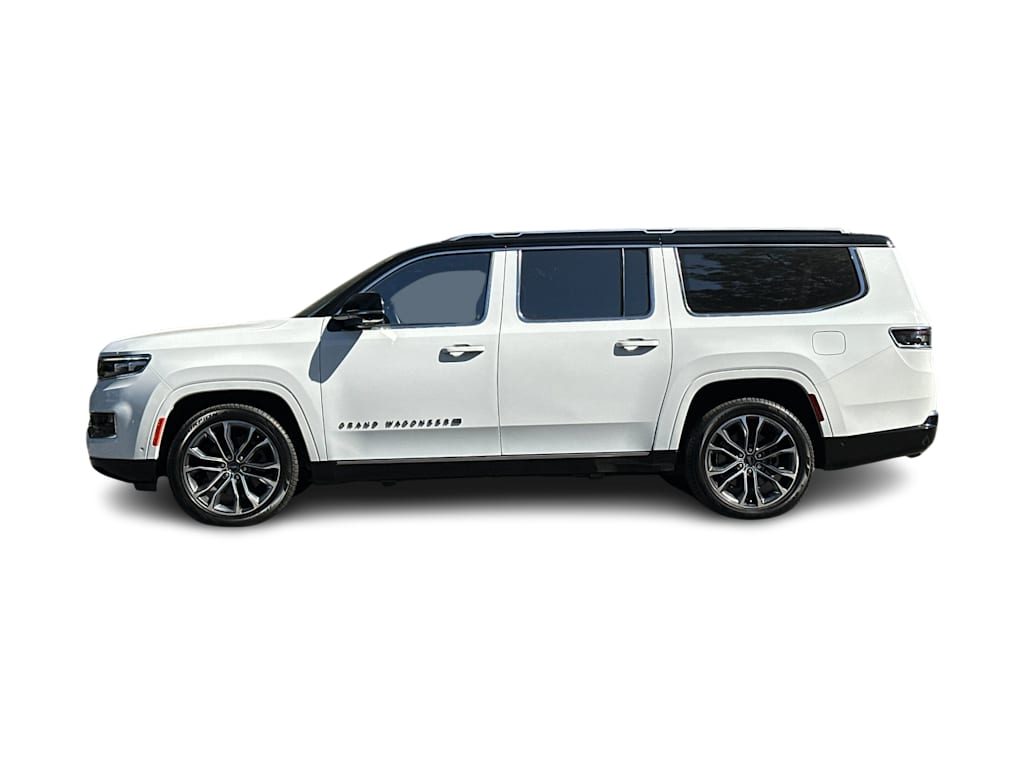 Thumbnail: 2023 Jeep Grand Wagoneer L - 3