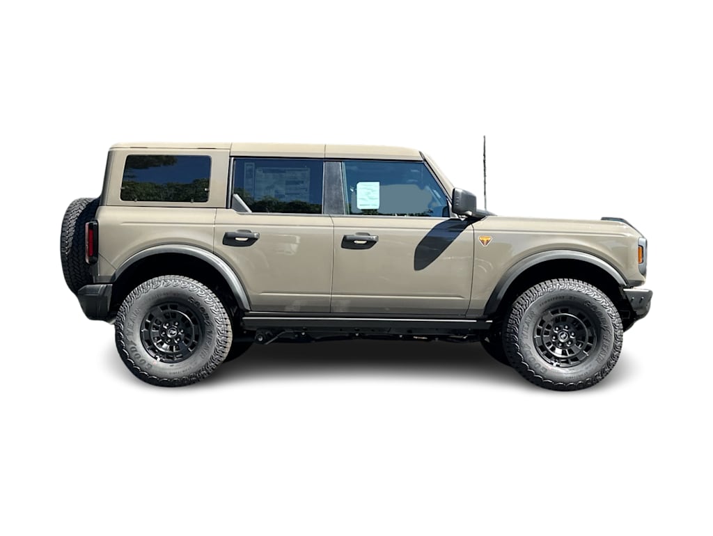 Thumbnail: 2026 Ford Bronco - 17