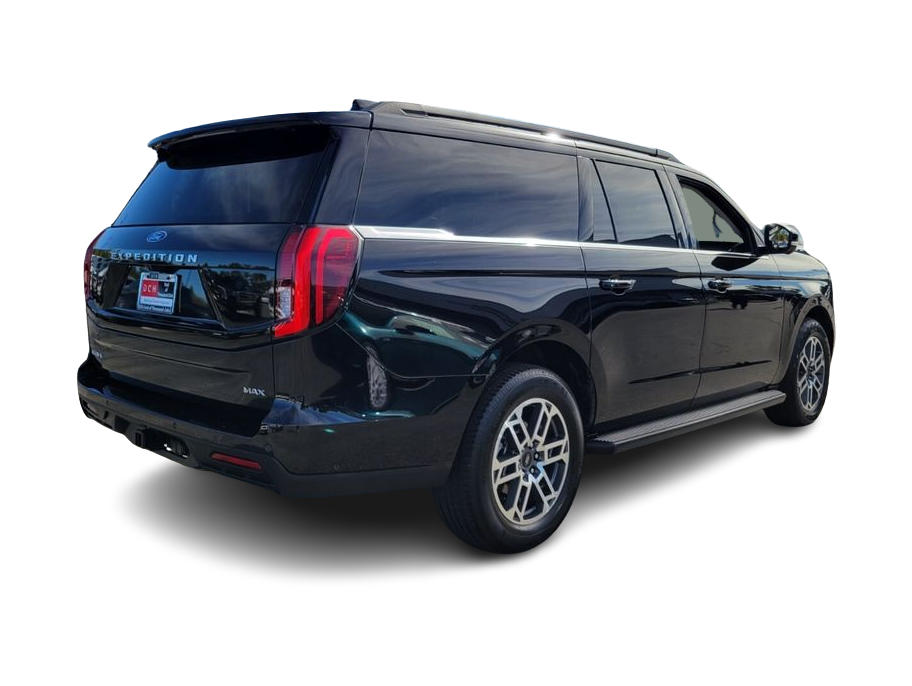 Thumbnail: 2025 Ford Expedition MAX - 16