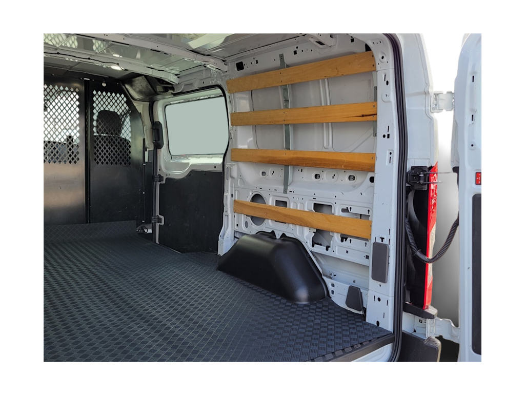 2022 Ford Transit Series 250 19