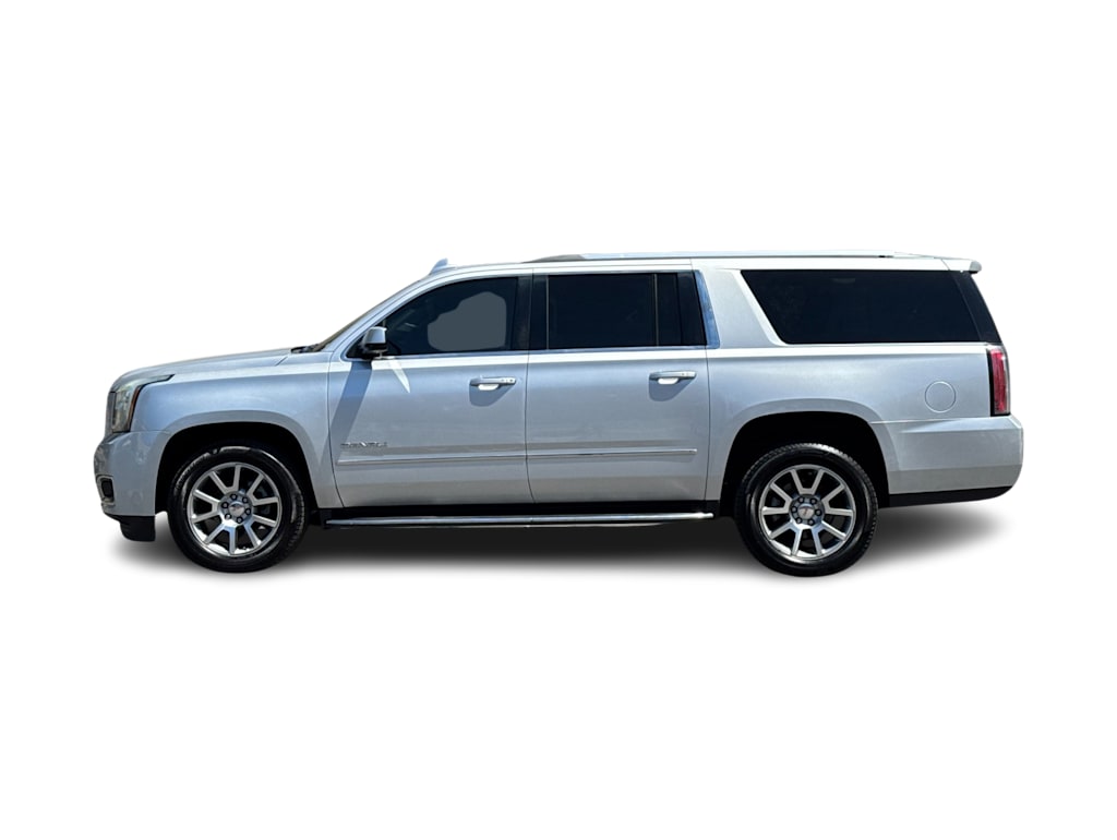 Thumbnail: 2019 GMC Yukon XL - 3