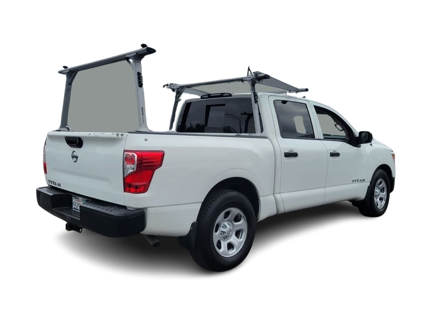 Thumbnail: 2017 Nissan Titan - 15