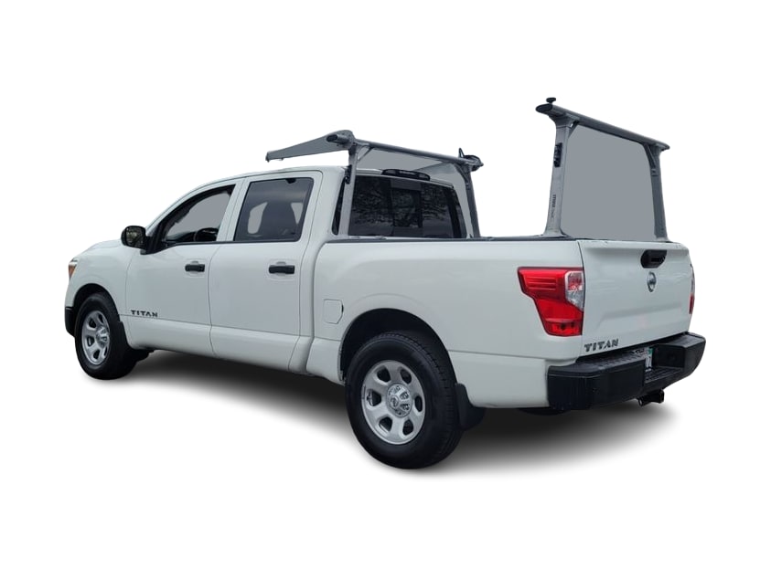 Thumbnail: 2017 Nissan Titan - 4