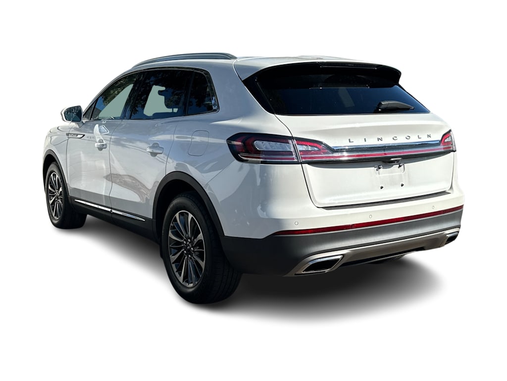 Thumbnail: 2023 Lincoln Nautilus - 2