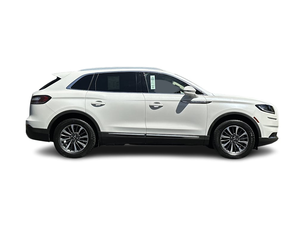 Thumbnail: 2023 Lincoln Nautilus - 16