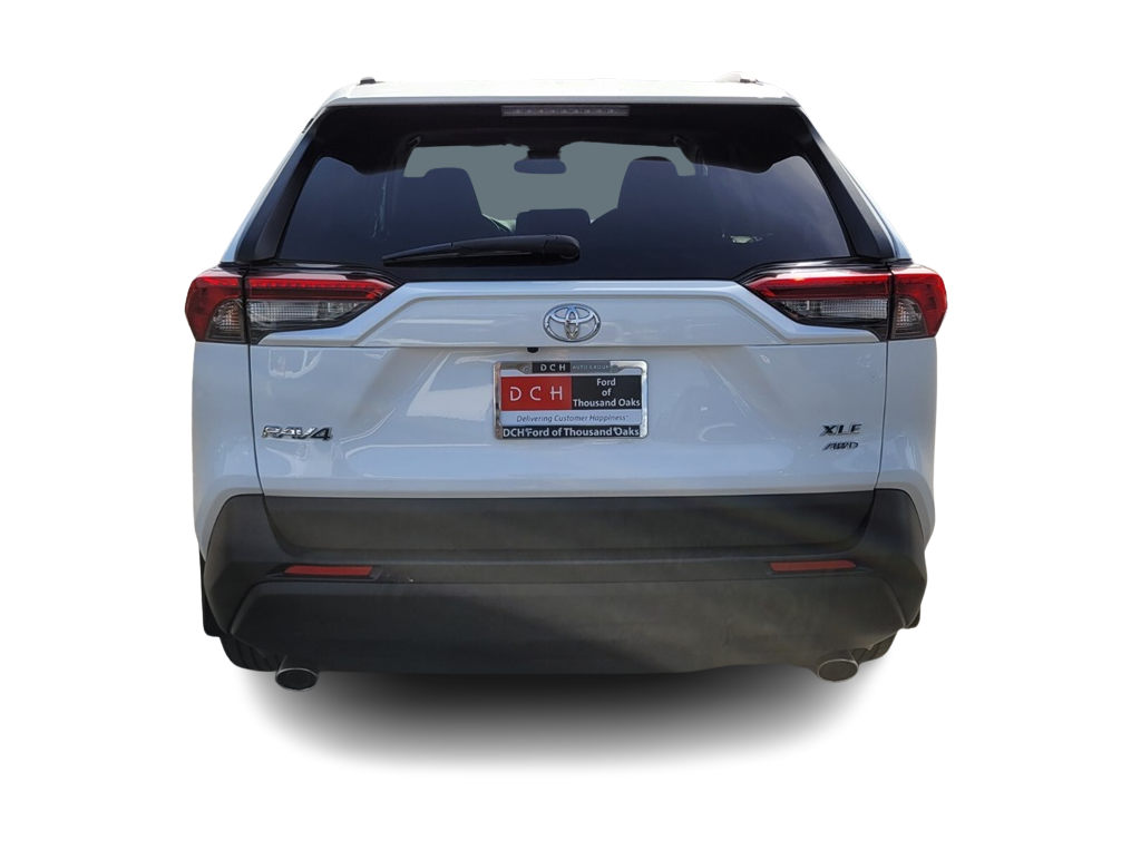 2019 Toyota RAV4 XLE 5