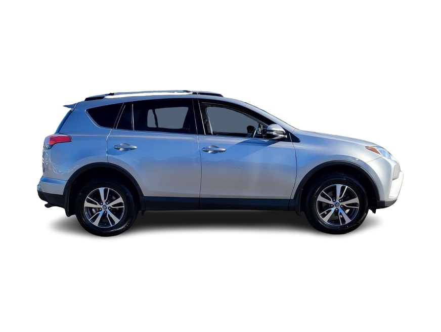 Thumbnail: 2016 Toyota RAV4 - 19