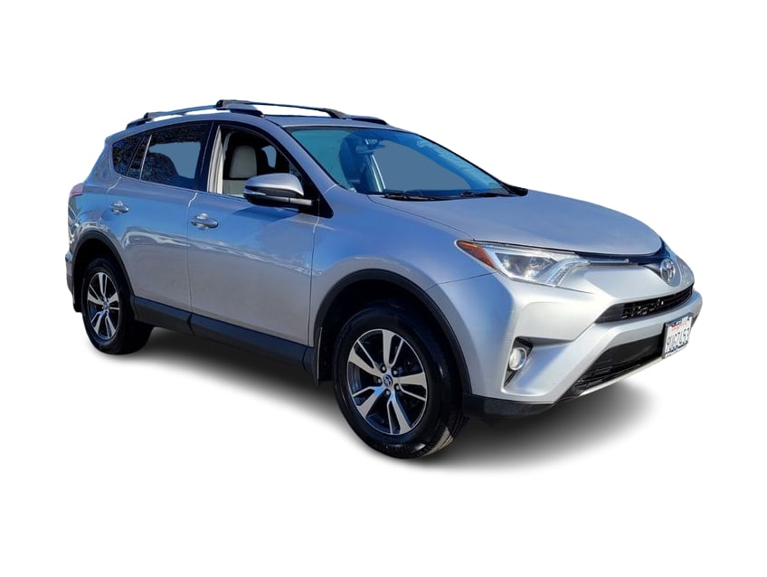 Thumbnail: 2016 Toyota RAV4 - 20