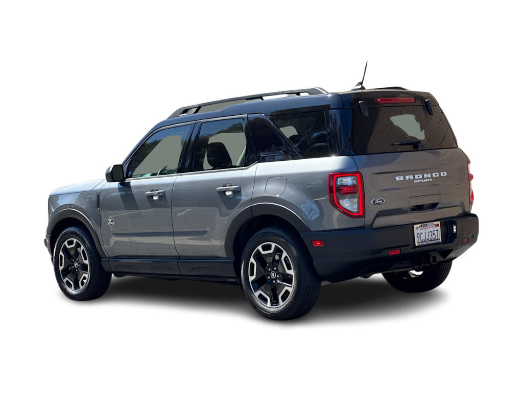 Thumbnail: 2022 Ford Bronco Sport - 4