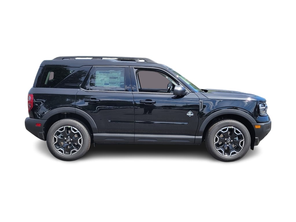 Thumbnail: 2025 Ford Bronco Sport - 17