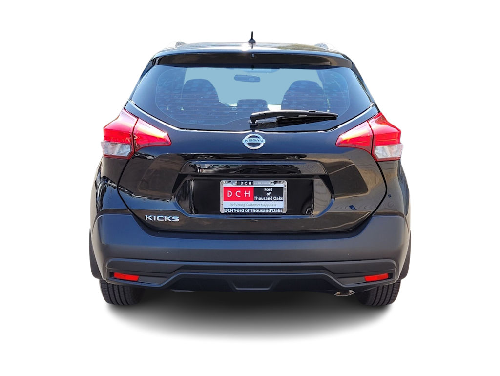 Thumbnail: 2018 Nissan Kicks - 5
