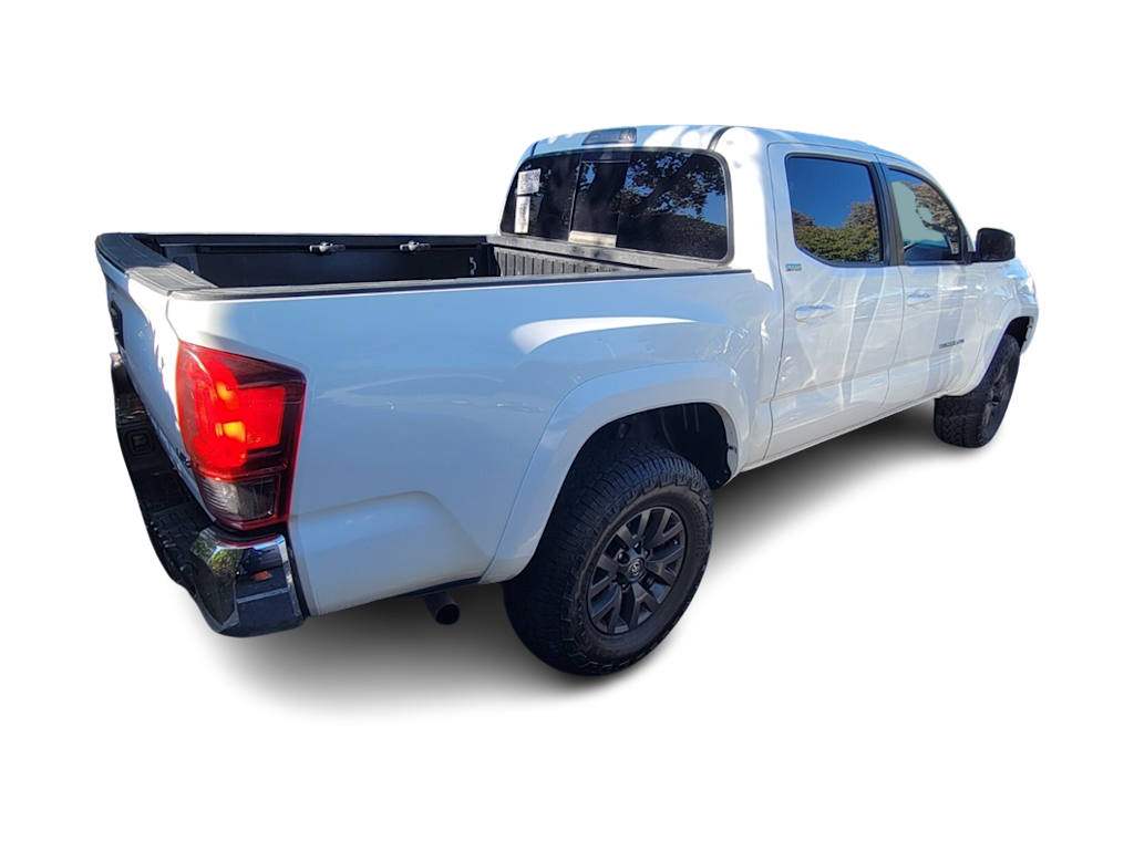 Thumbnail: 2022 Toyota Tacoma - 10