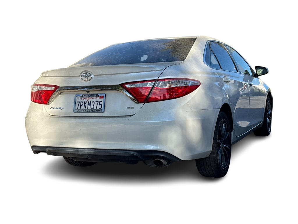 Thumbnail: 2016 Toyota Camry - 10