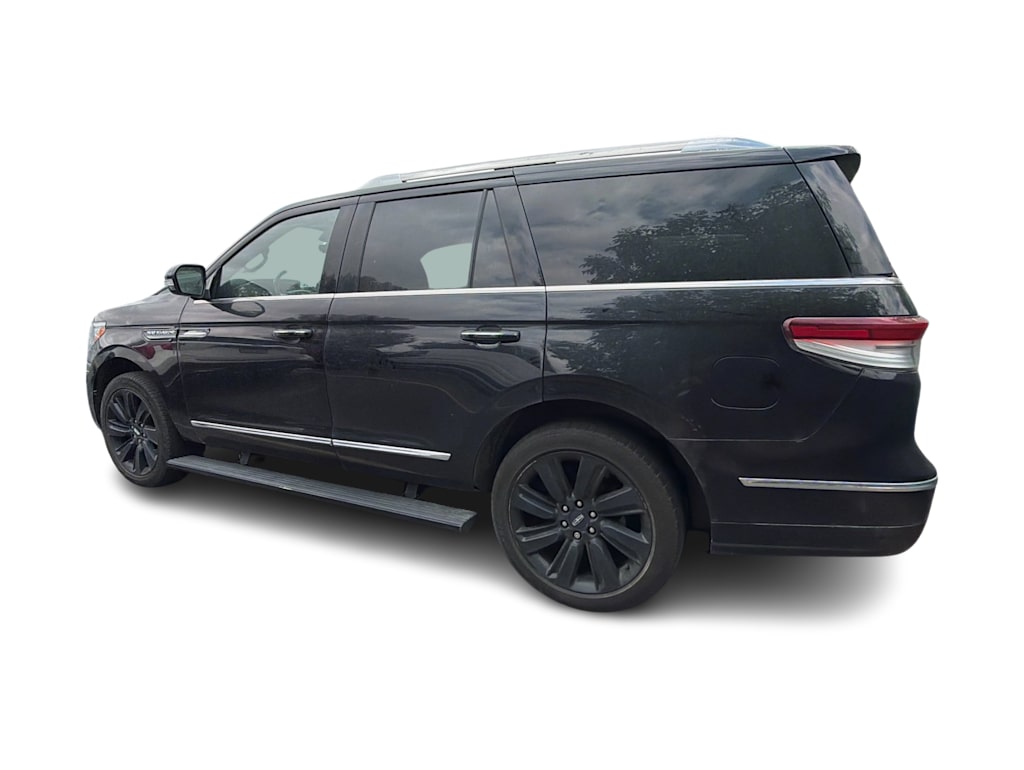 Thumbnail: 2022 Lincoln Navigator - 2