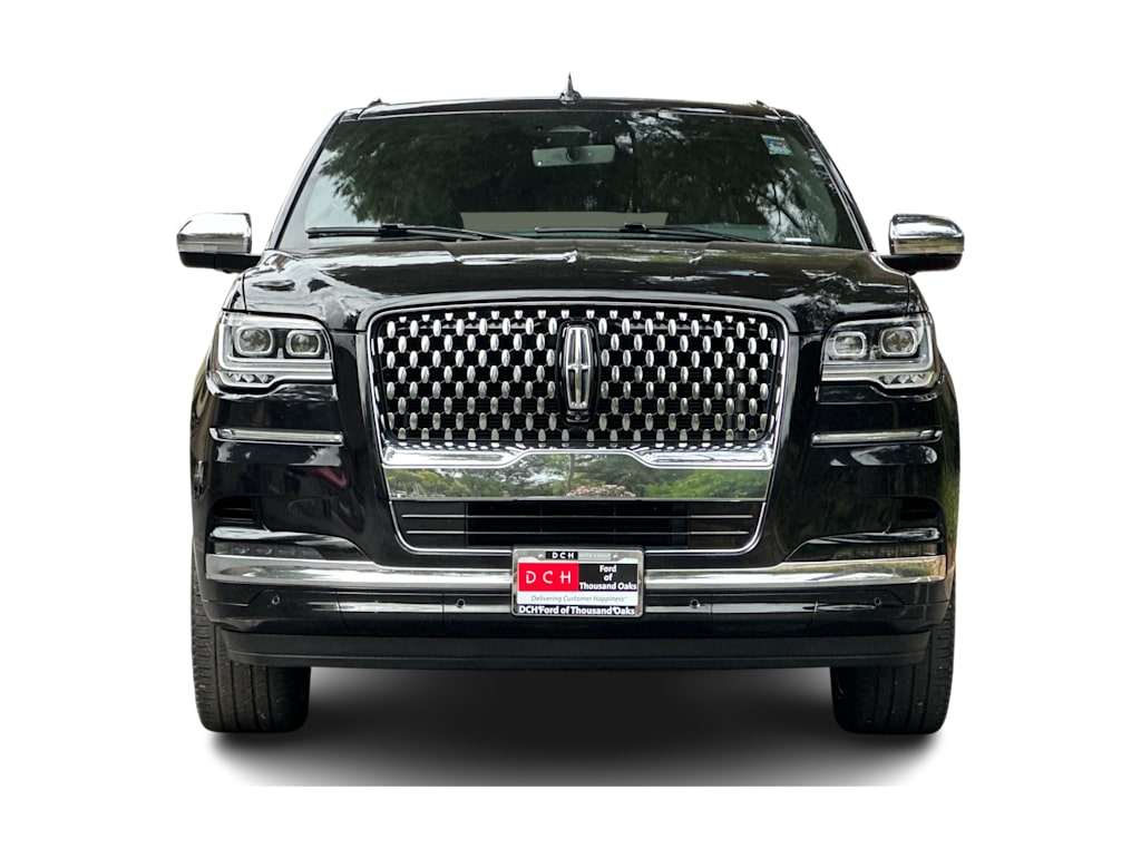 Thumbnail: 2022 Lincoln Navigator L - 6