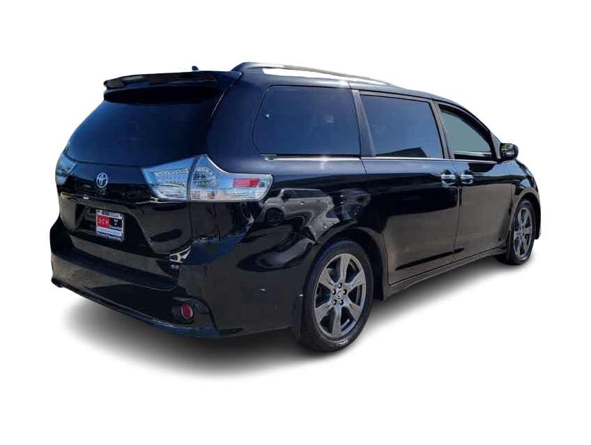 Thumbnail: 2020 Toyota Sienna - 16