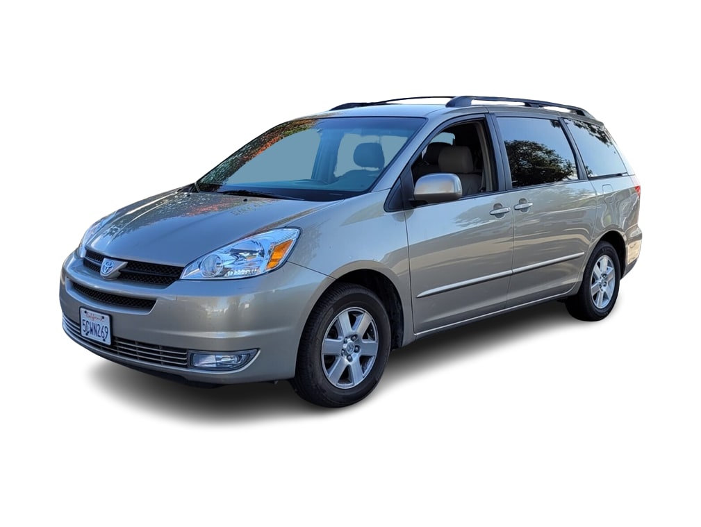 Used 2004 Toyota Sienna XLE with VIN 5TDZA22C64S027083 for sale in Medford, OR