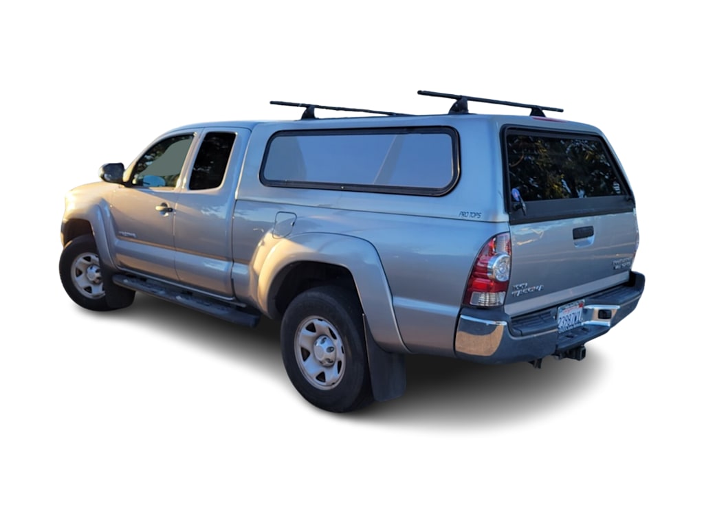 Thumbnail: 2015 Toyota Tacoma - 2