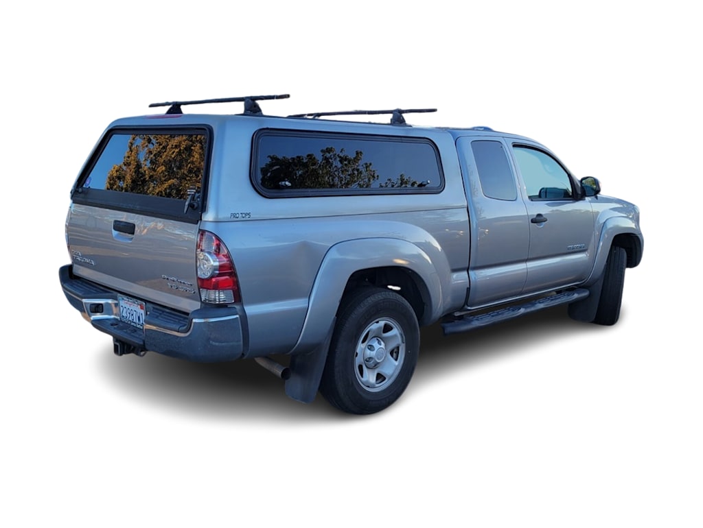 Thumbnail: 2015 Toyota Tacoma - 7