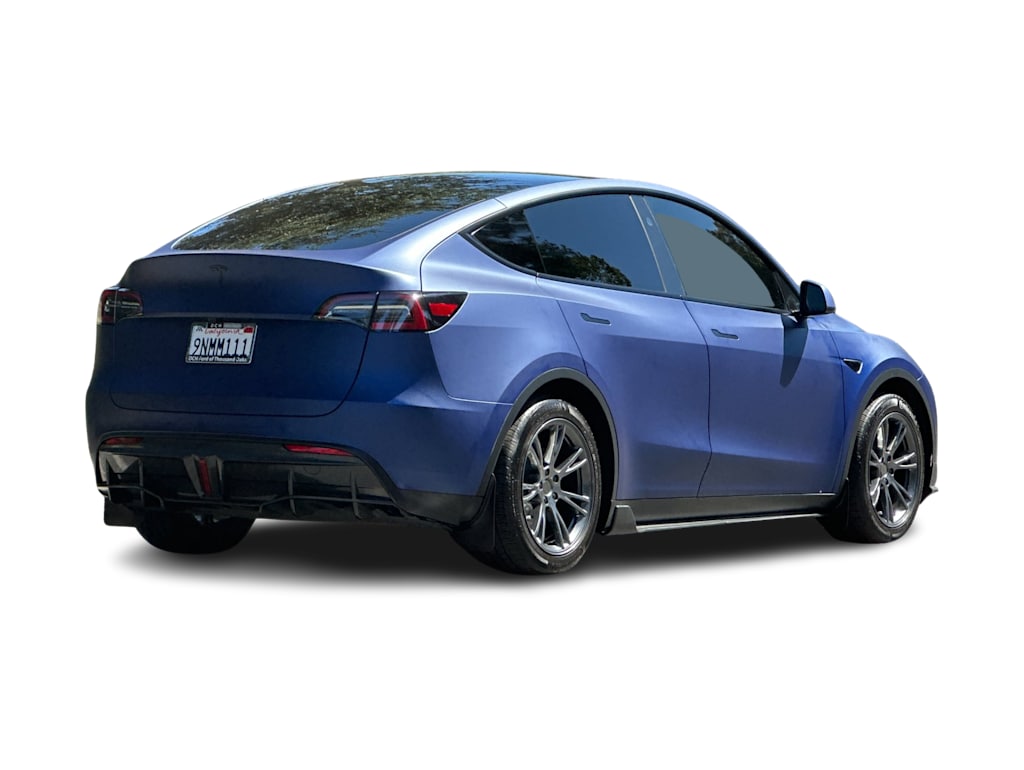 Thumbnail: 2024 Tesla Model Y - 15