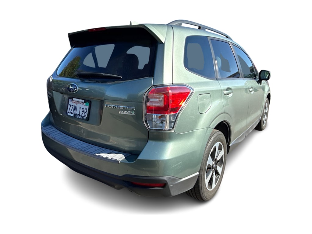 Thumbnail: 2017 Subaru Forester - 8