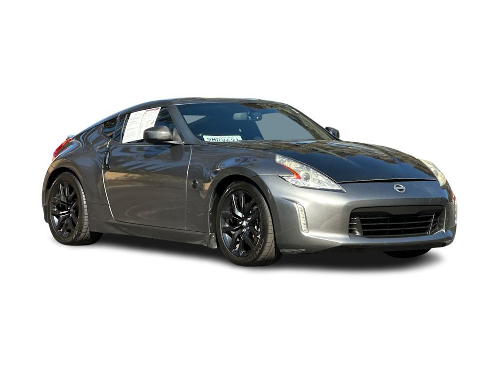 Thumbnail: 2015 Nissan Z - 17