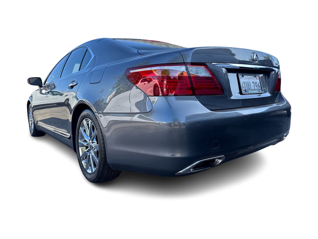 Thumbnail: 2012 Lexus LS - 2