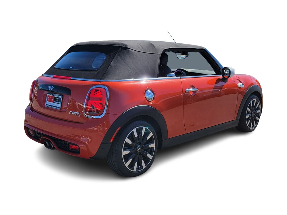 Thumbnail: 2021 MINI Cooper - 17