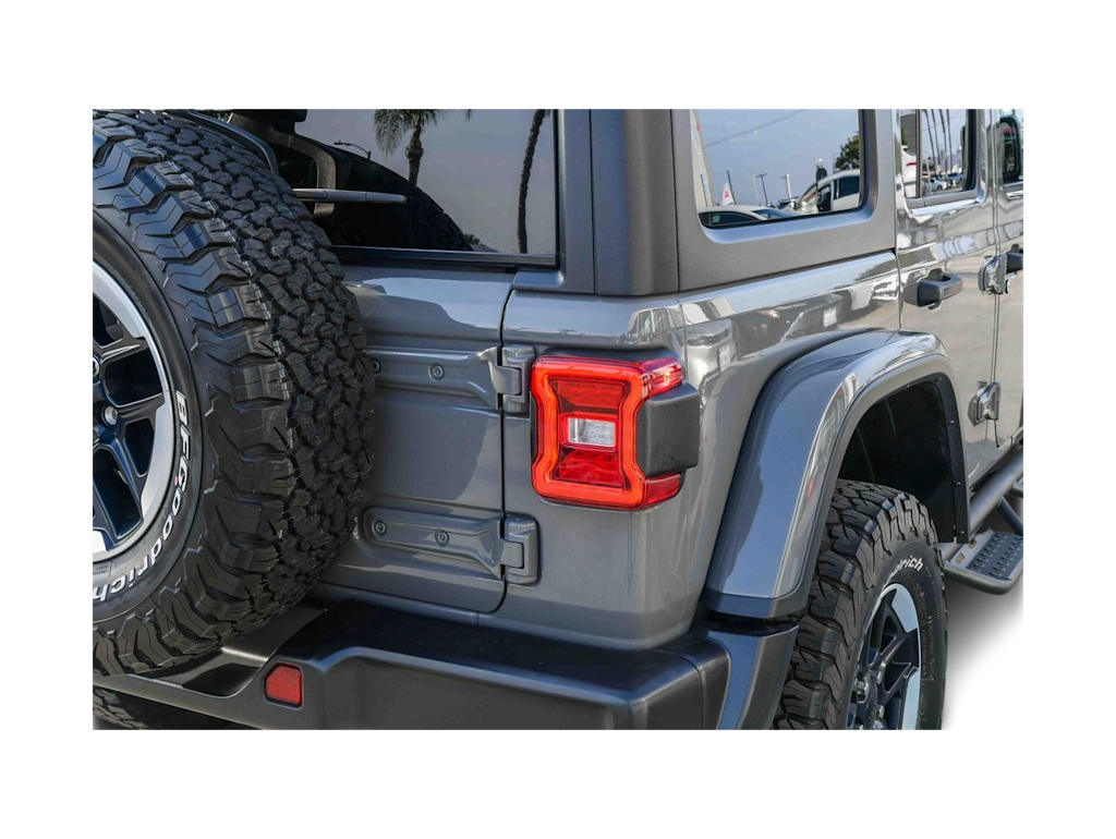 Thumbnail: 2022 Jeep Wrangler - 18