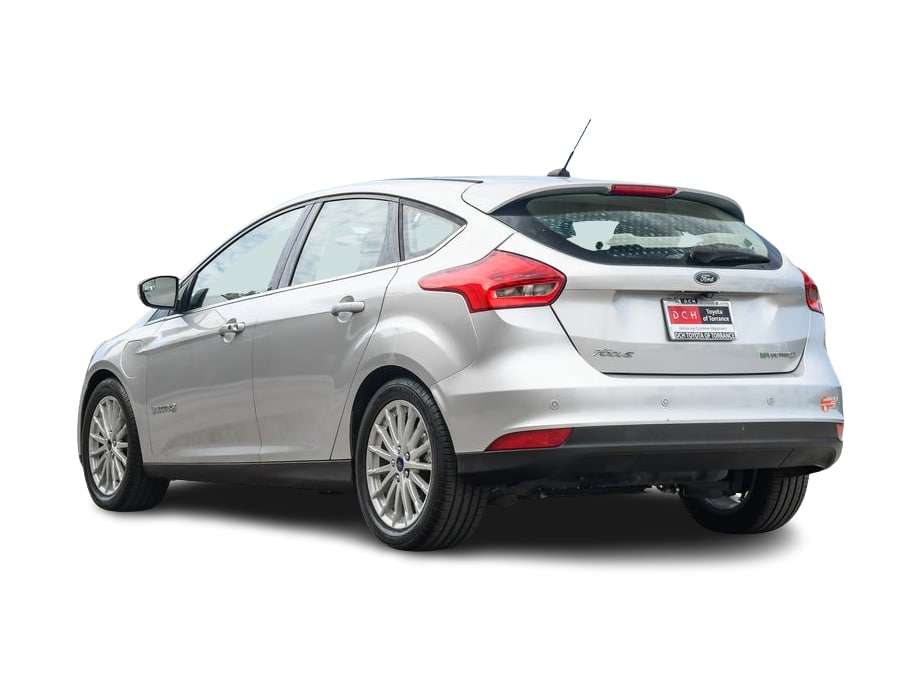 Thumbnail: 2017 Ford Focus - 3