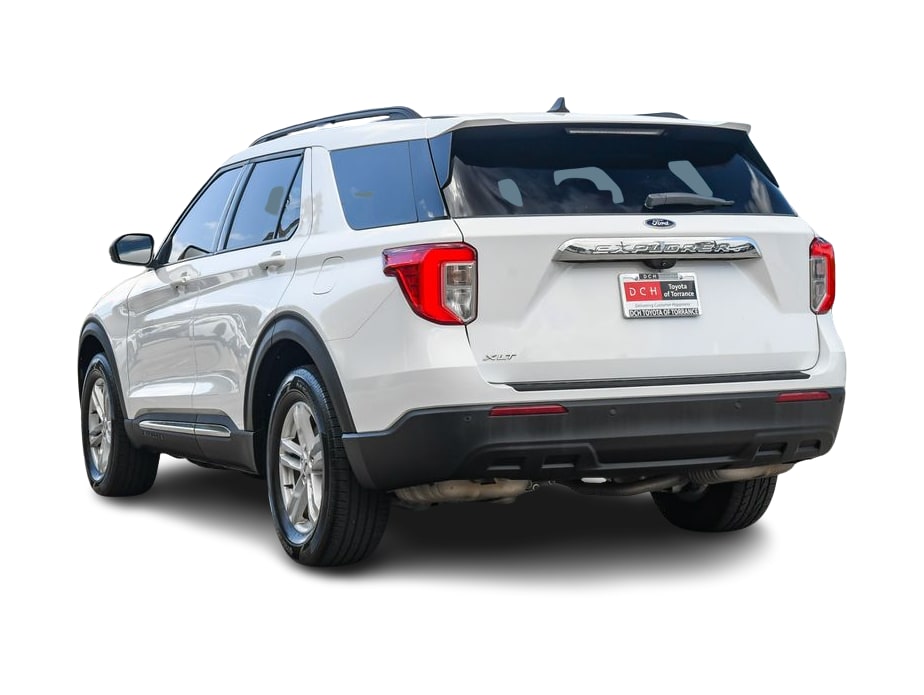 Thumbnail: 2022 Ford Explorer - 3