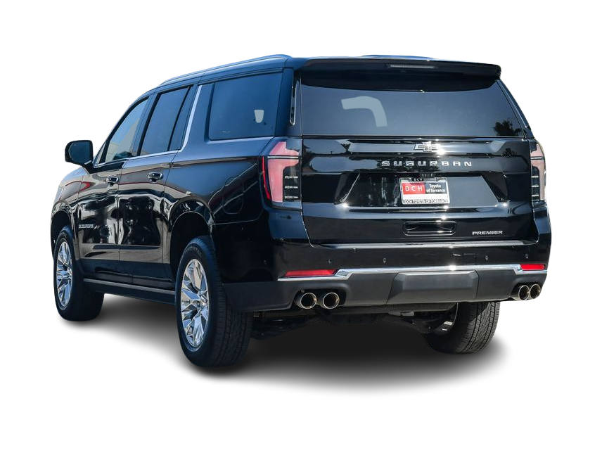 Thumbnail: 2026 Chevrolet Suburban - 3