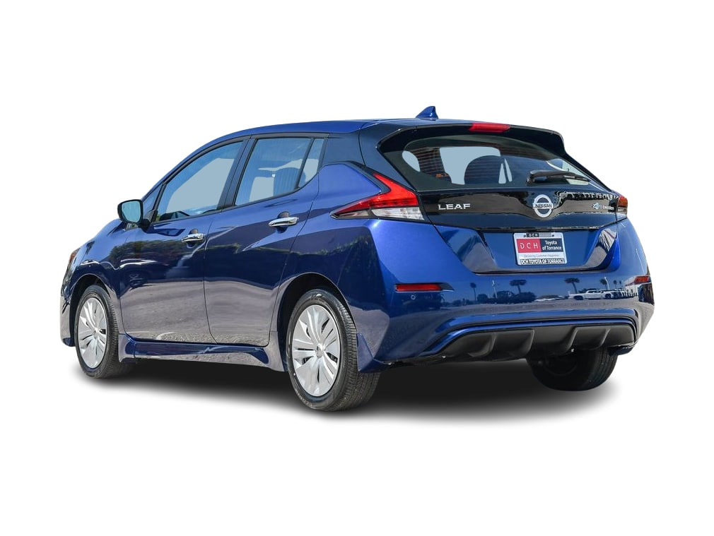 Thumbnail: 2022 Nissan Leaf - 3