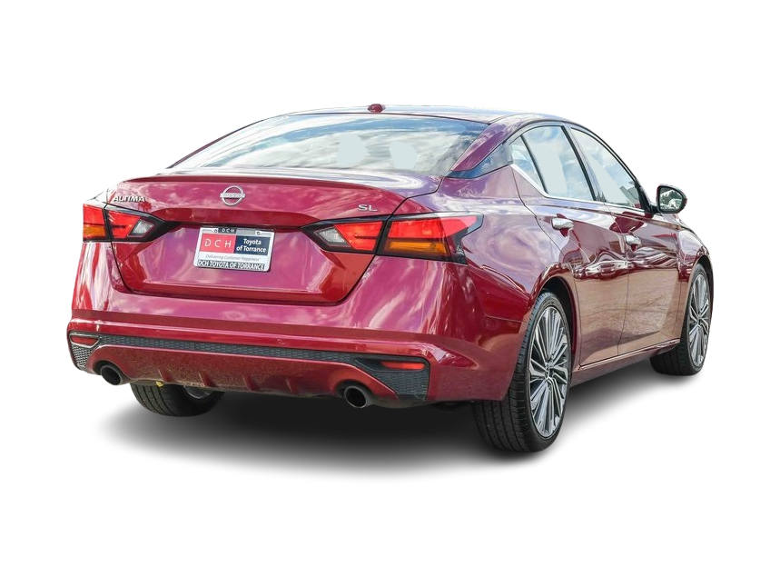 Thumbnail: 2023 Nissan Altima - 17