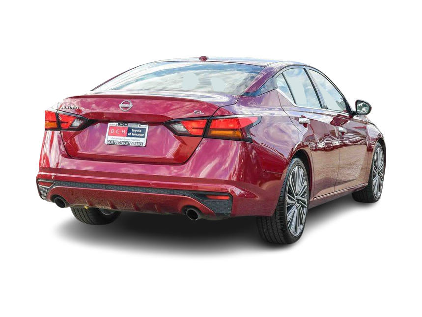 Thumbnail: 2023 Nissan Altima - 17