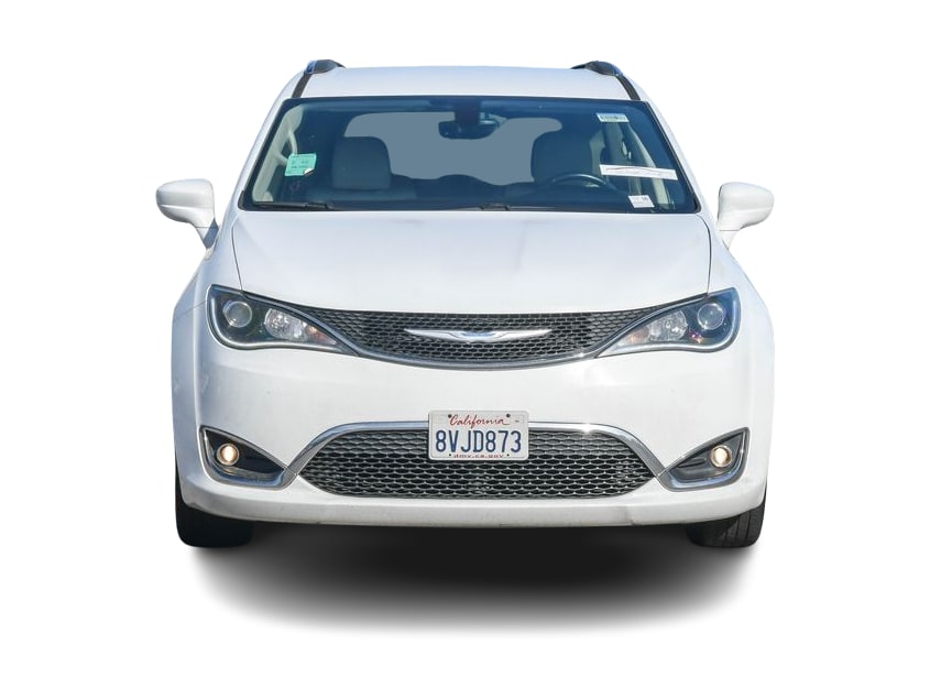 Thumbnail: 2018 Chrysler Pacifica - 5