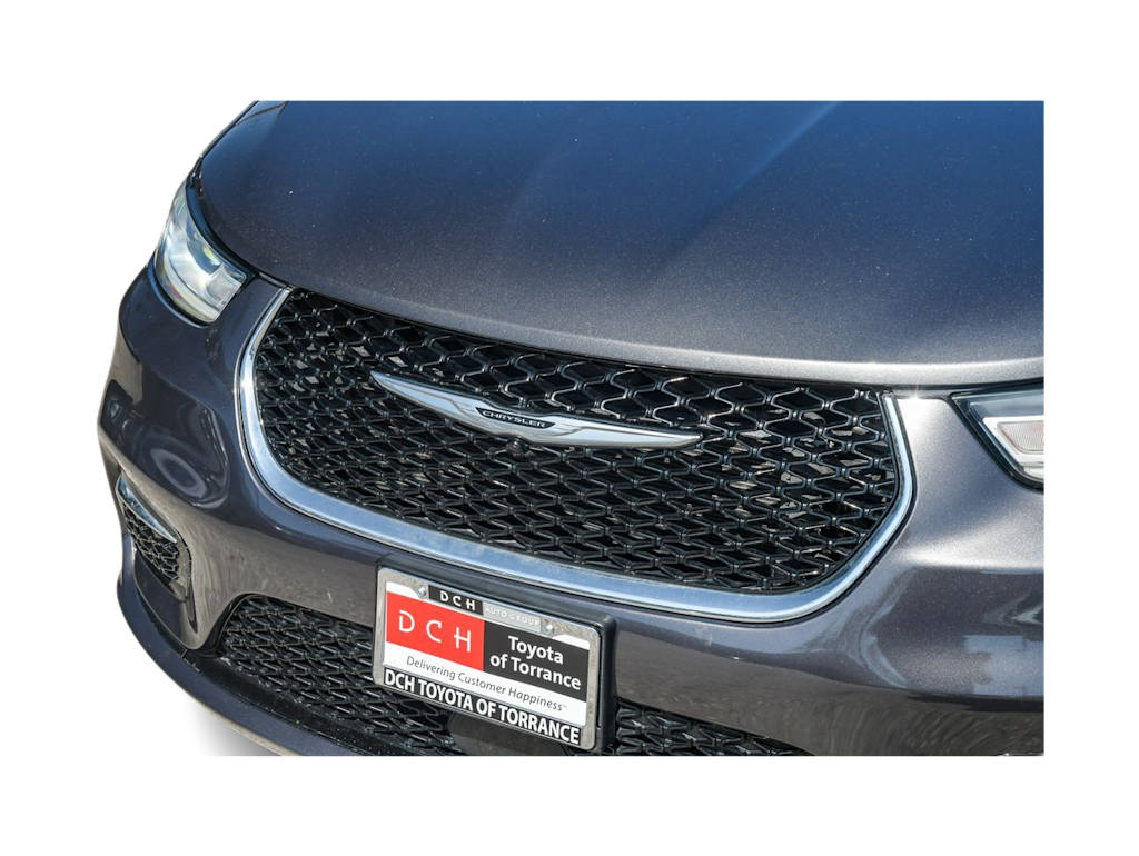 Thumbnail: 2023 Chrysler Pacifica - 19