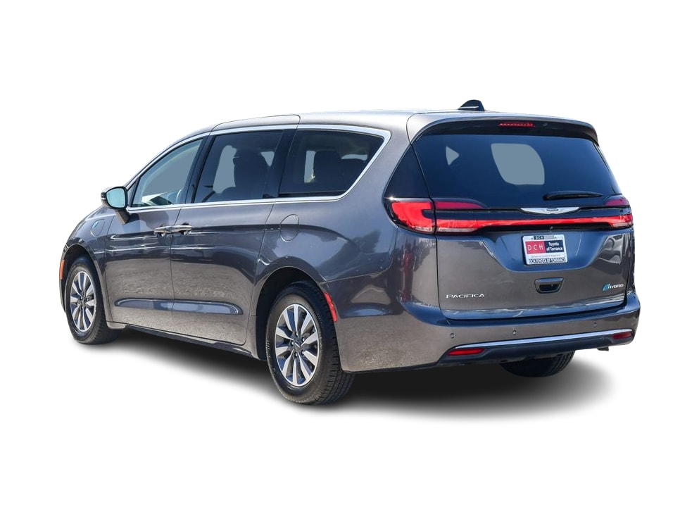 Thumbnail: 2023 Chrysler Pacifica - 3
