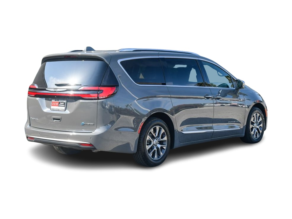 Thumbnail: 2022 Chrysler Pacifica - 19