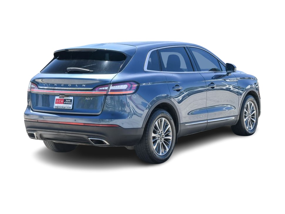 Thumbnail: 2019 Lincoln Nautilus - 21
